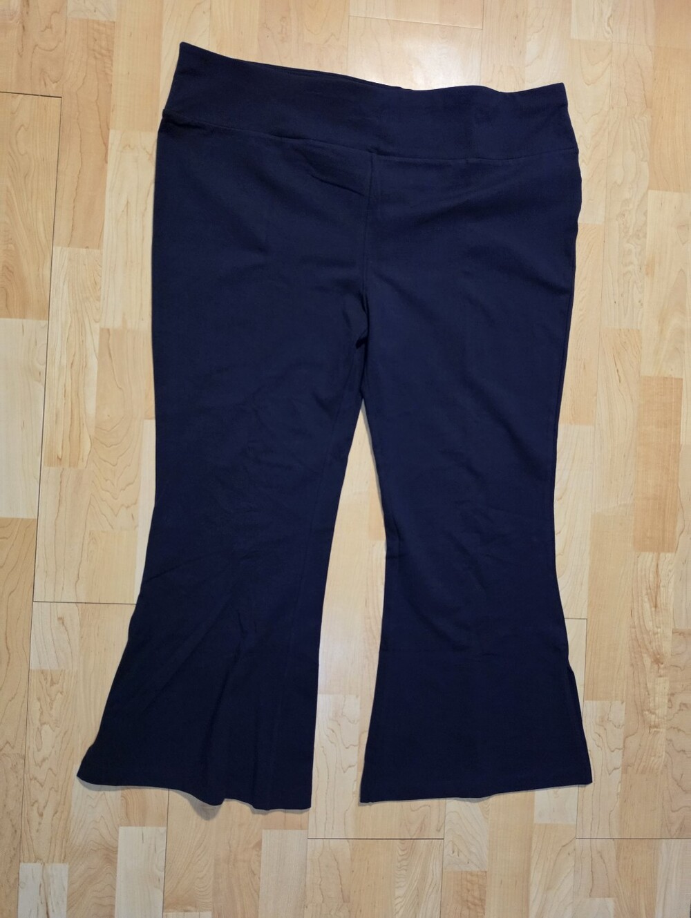 Terra & Sky Women's Plus Navy Flare Leg Leggings Pants Size 4X 28W - 30W NEW